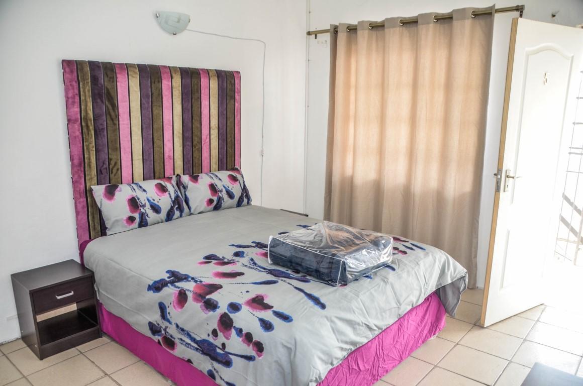 Sani Bonani Guest House Klerksdorp Exterior foto